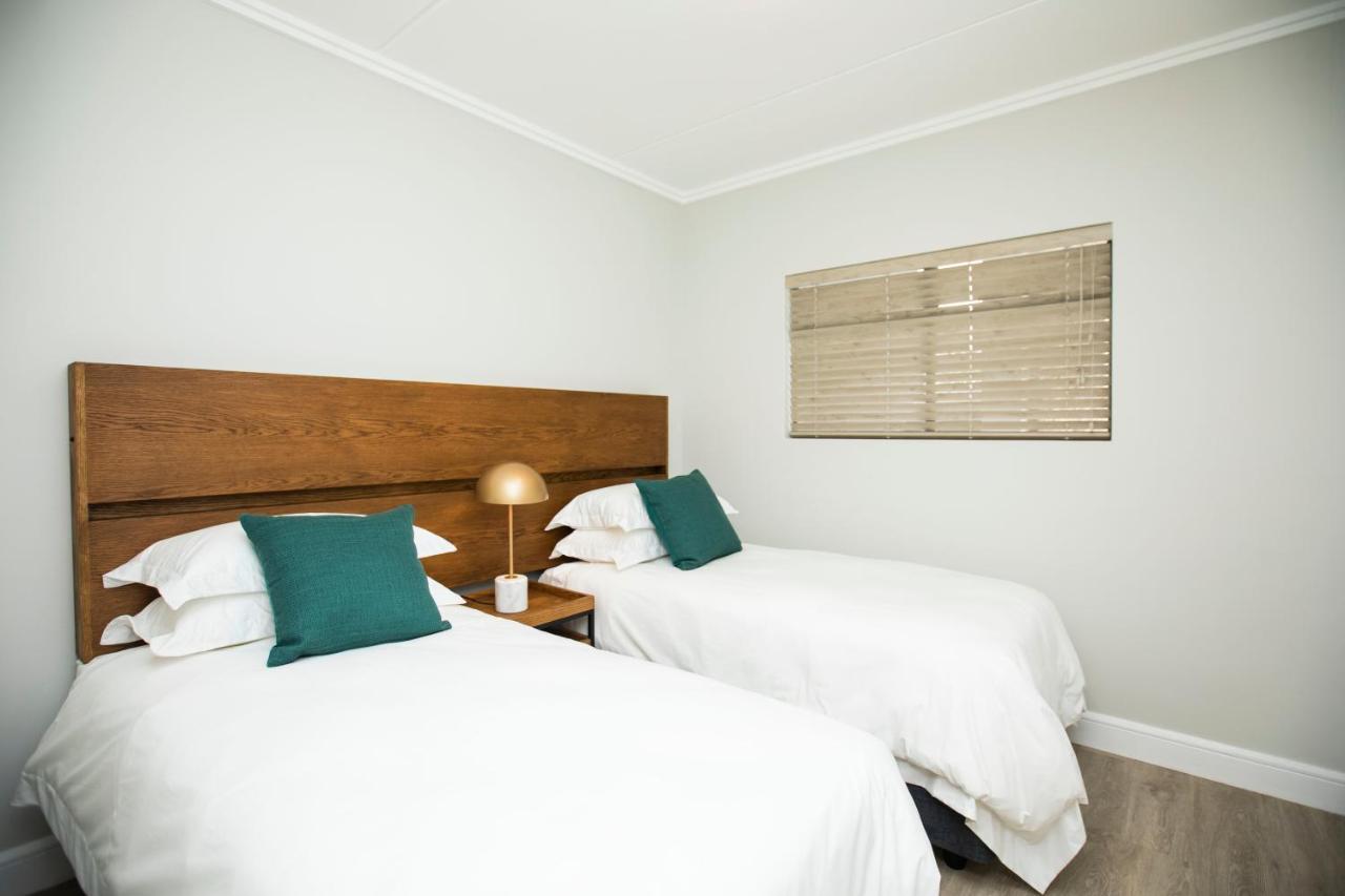 The Serengeti Lodge Kempton Park Buitenkant foto