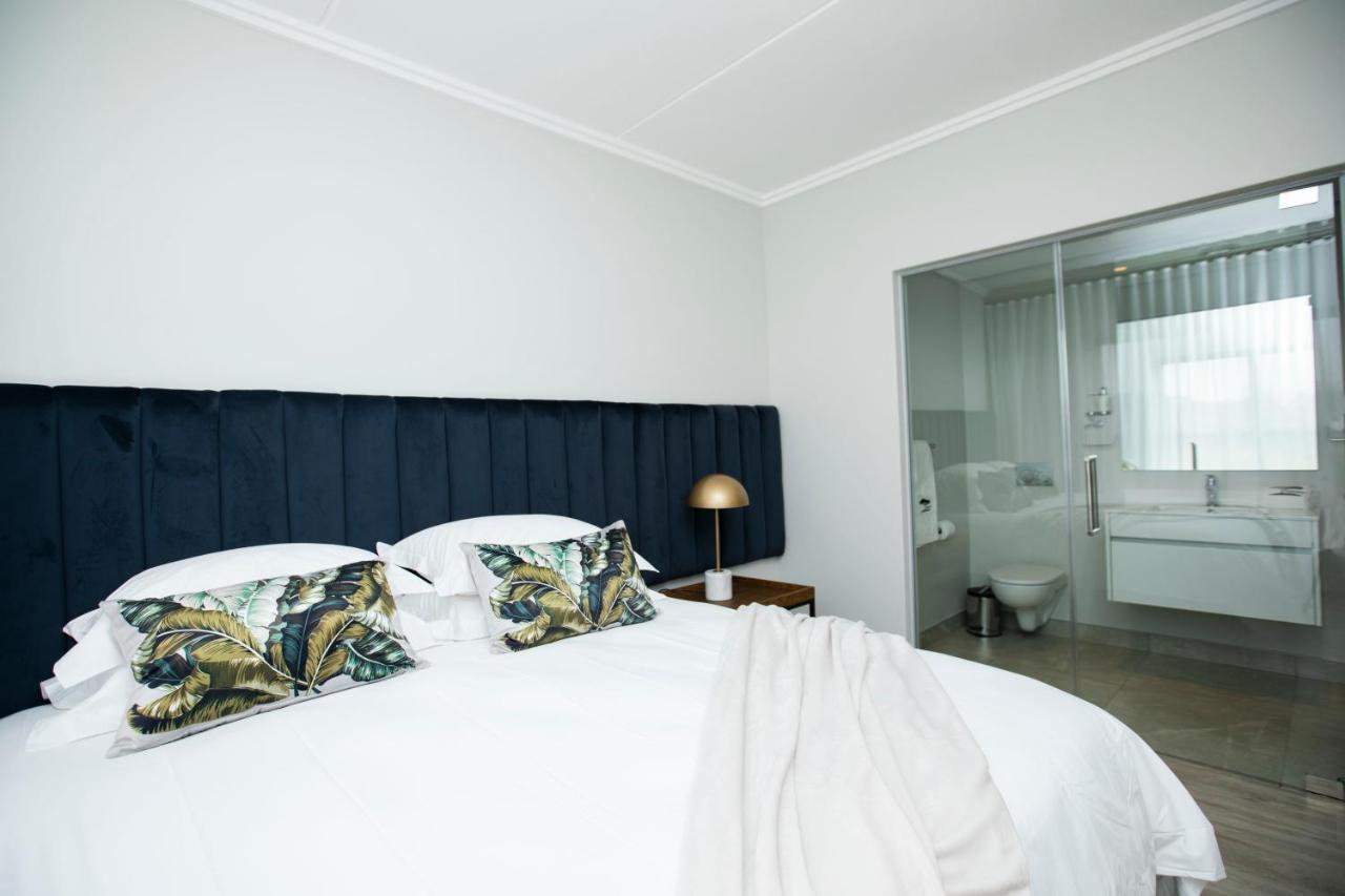 The Serengeti Lodge Kempton Park Buitenkant foto